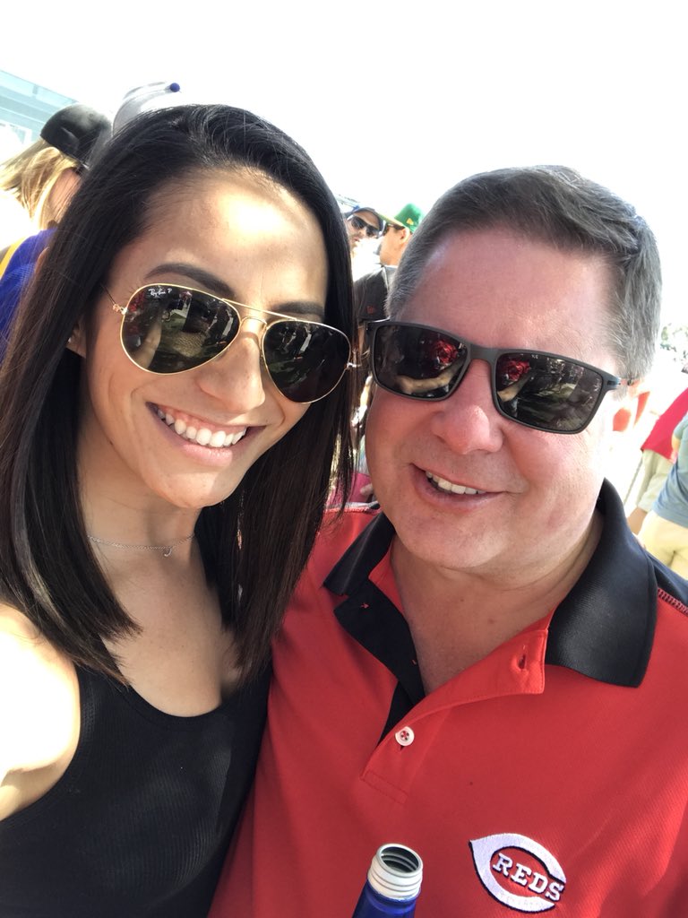 AngalynnaTran's tweet photo. I miss home every time this year...but it feels better when I see my favorites .. Where ya at Joe and Jim?? @holygrailbanks https://t.co/ecbBZj1FmL