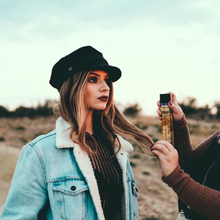 gabnglow's tweet photo. I loved using the elnett satin hairspray by L’Oreal Paris! It got the job done on our photoshoot this last week. https://t.co/Dnyz3B20bu