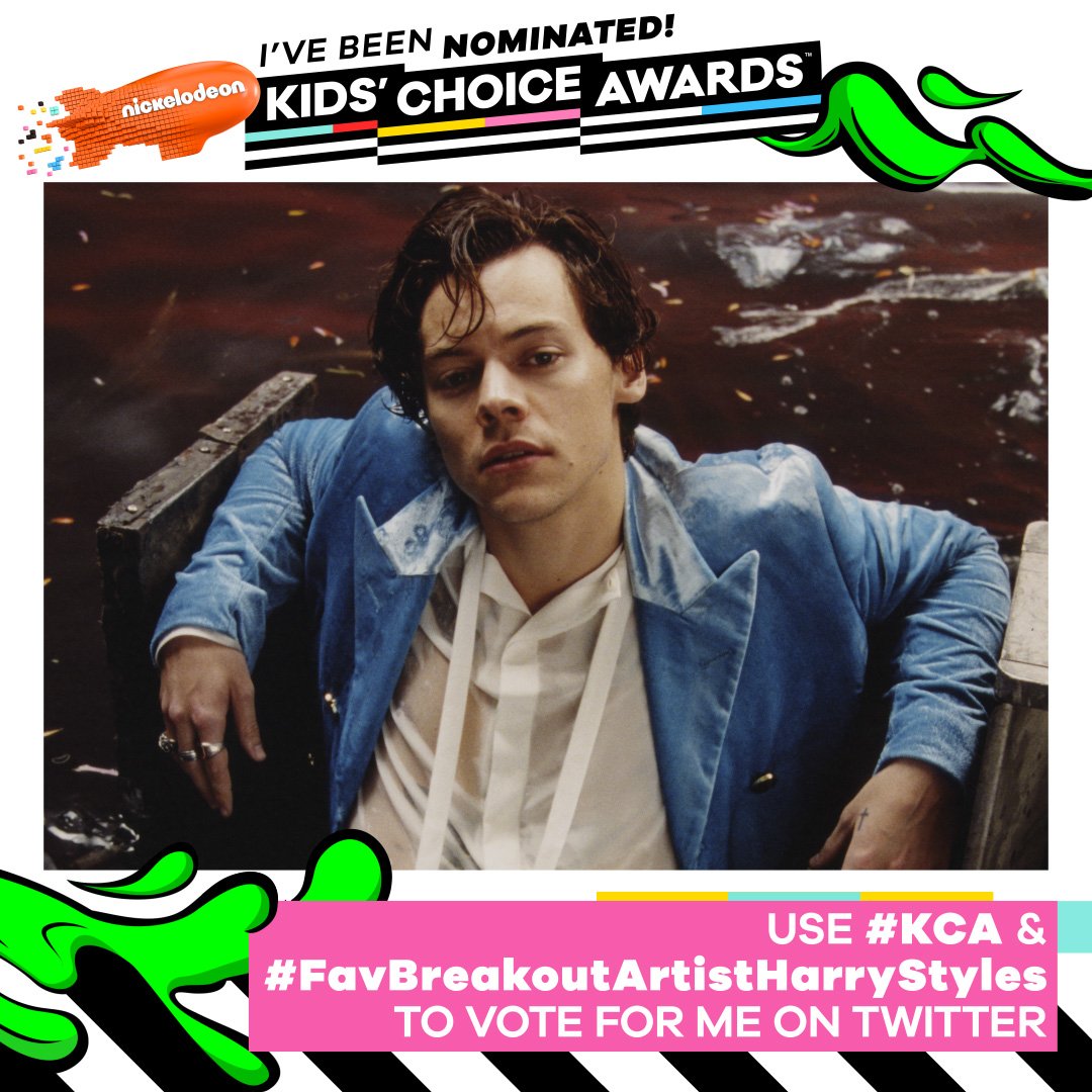 ColumbiaRecords's tweet photo. Don’t forget to cast your vote for @Harry_Styles to win the #KCA for Favorite Breakout Artist before the show airs on March 24th! (Up to 100 times per day!) #FavBreakoutArtistHarryStyles https://t.co/bCP8DAlsx5 https://t.co/r6h5Fp3ajY