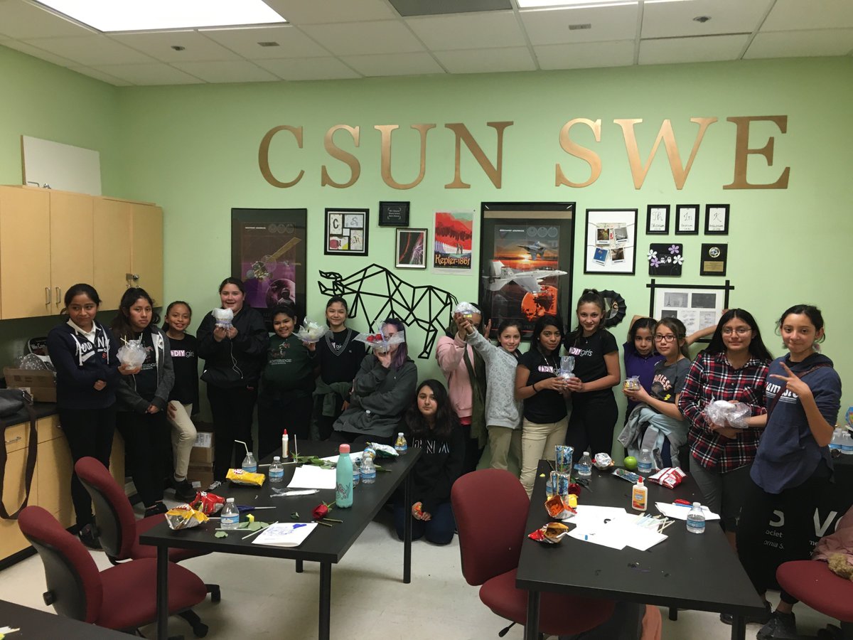 DIYGirls's tweet photo. Yesterday, the girls from Northridge MS were hosted by CSUN's Society of Women Engineers. The girls learned about different types of engineering fields and put their own engineering abilities to the test when they were challenged to drop an egg without breaking it. #DIYGirls https://t.co/PzDR0sPFgZ