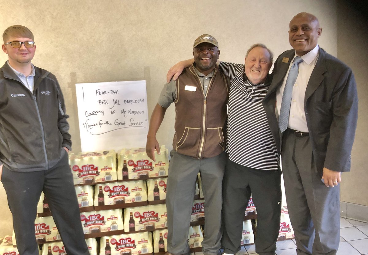 JimHudsonLexus's tweet photo. Mr Kimberly says thanks for the great service with a 4-pack of root beer for each of our 95 employees!! #kindgesture #customersarefriends https://t.co/3r0OTbURff