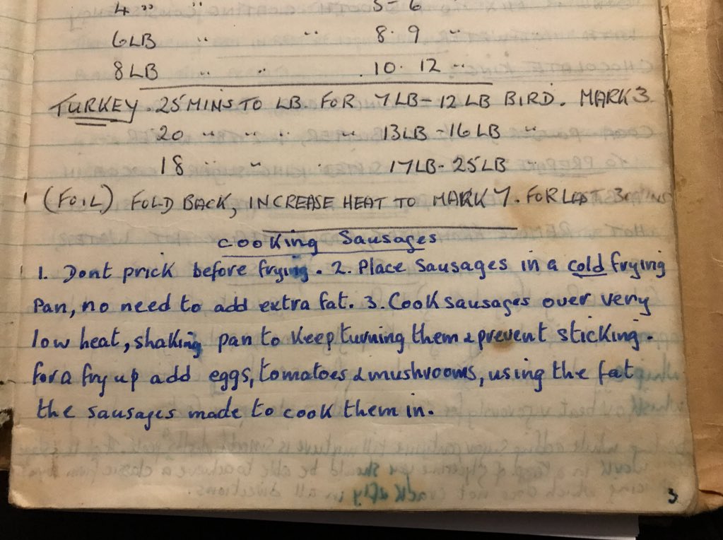 LilasCookbook's tweet photo. @HairyBikers @BBCTheOneShow @BBCOne I said I’d like her #handwritten #cookbook hence the name of my #twitter account.Itook a picture of your mums cookbook from the #oneshow this evening. Hers #Lilas #cookbok &amp; #Si’s mums open cookbooks. I’m sure like me when you get the recipe right, it’s like your #mum had made it https://t.co/MMny7kvlYn