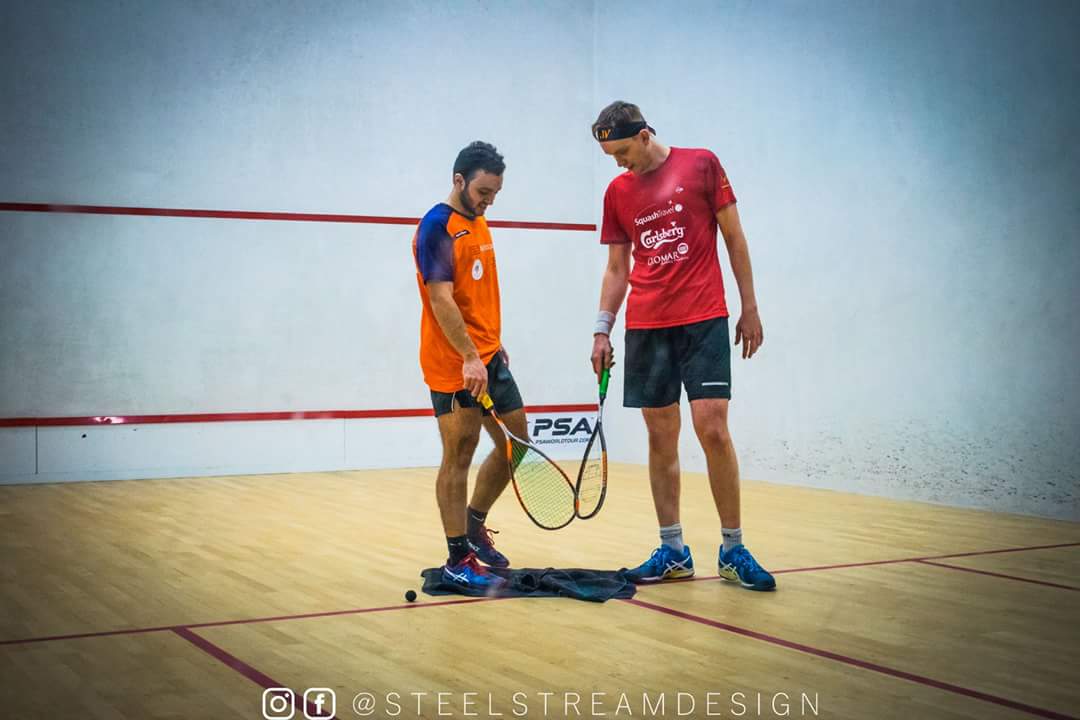 SteelStreamDes's tweet image. CAPTION COMPETITION!! 😁

@PonteSquashClub @jameswillstrop @simposquash @Patrick_Rooney2 @abhaysinghk98 @FMoverley @chrisgregers @MickTodd7