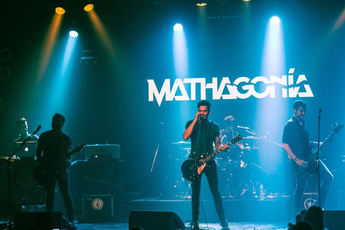 Mathagonia's tweet image. FALTAN 15 DIAS! 
⚡️Sabado 17/3 @mathagonia y @5tadelloborock en @kirieclub. Entradas anticipadas por inbox ⚡️ Ph @diegoabellaph 
#Matha #music #musica #buenosaires #argentina #concert #live