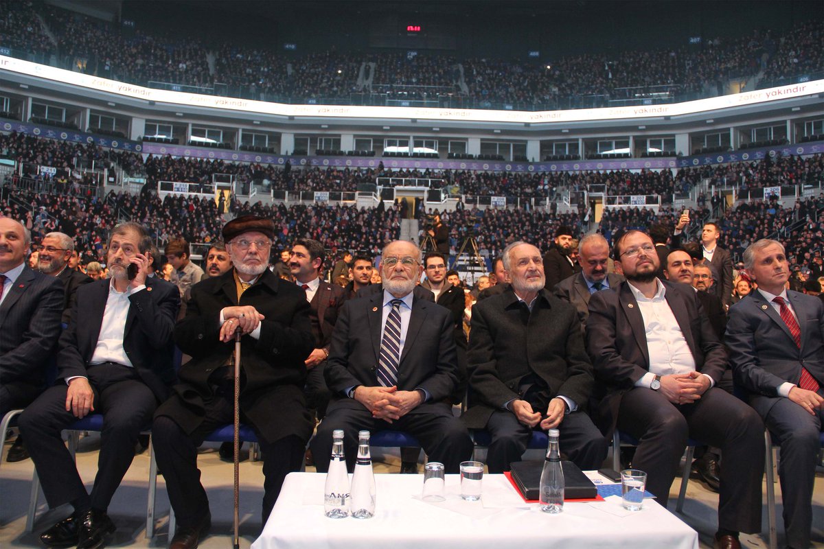 mahmutarikansp's tweet photo. Erbakan Hocamızın vefat yıldönümü münasebetiyle Anadolu Gençlik Derneği tarafından organize edilen anma programında, Fenerbahçe Ülker Arena Stadını hınca hınç dolduran ve programda emeği geçen herkese teşekkür ederim. https://t.co/U28CCCj5g6