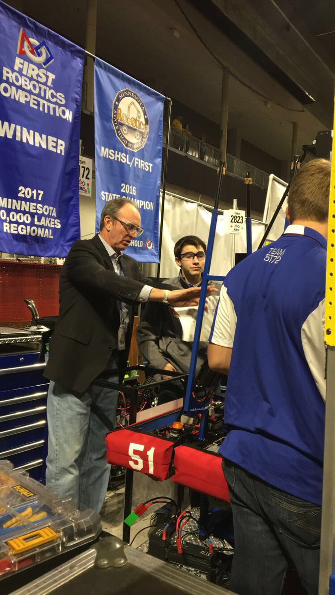 5172Robotics's tweet photo. Minnesota State Representauve Dan Fabian visited our pit today!!! https://t.co/hMy3c52SHV