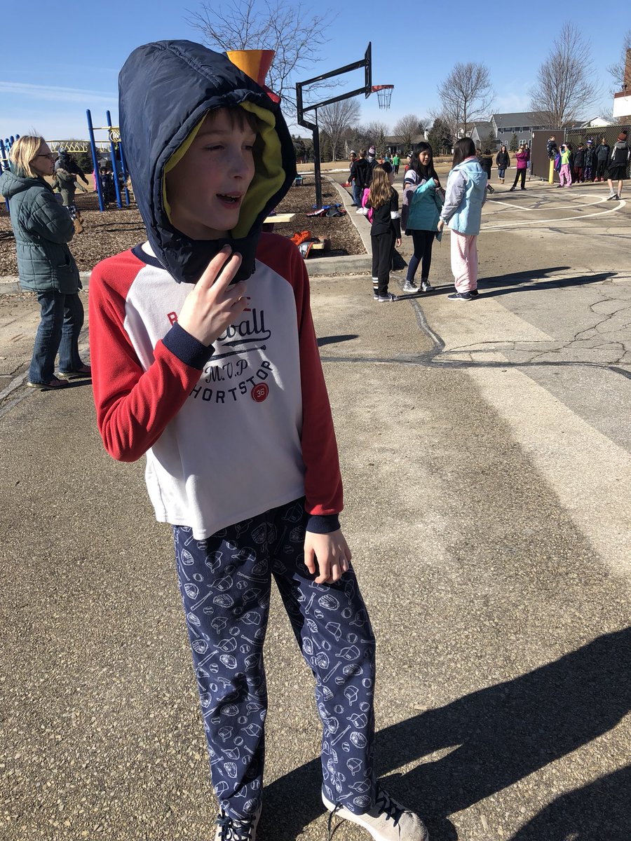 MrEdmonds300's tweet photo. Jacketless hoodies, and PJs?! Warm weather and Read Across America week often have us questioning our fashion choices😂😂 Way to be a trendsetter Cade! Looking good :) https://t.co/BmCEn0rlnD