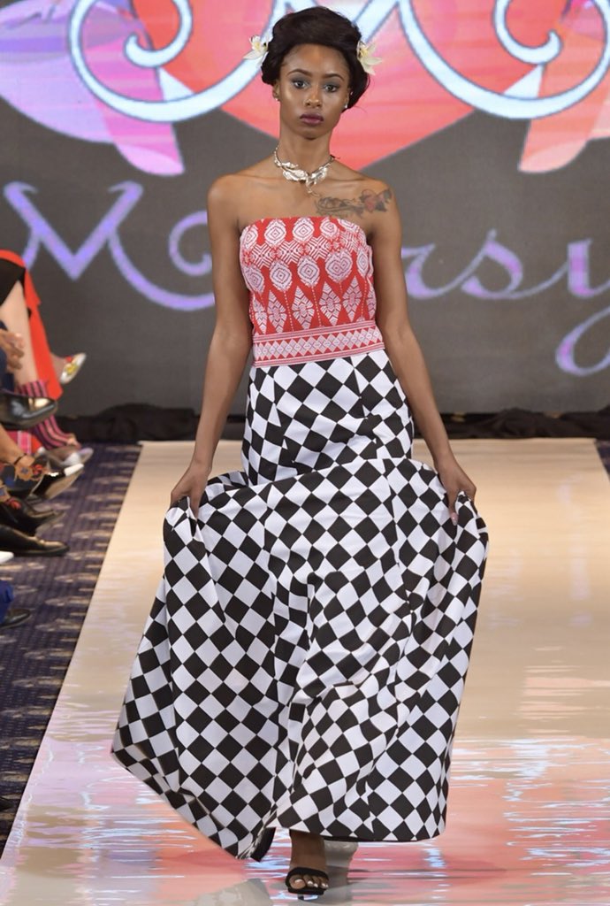 mochathxmodel's tweet photo. Wearing A Collection From The House of Marsya’s Boutique For Dc Fashion Week🎥
 #ServingPatterns #dcfw #dcfw28model #dcfw_model31💋 https://t.co/PIKxhW6ulJ
