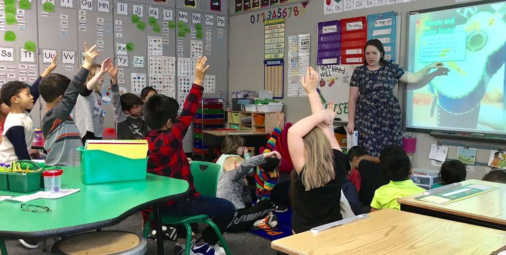 lifeguardsherri's tweet photo. Defining key terms related to sound and vibrations. #firstgrade #hurontigers https://t.co/wCbAVo7BO1