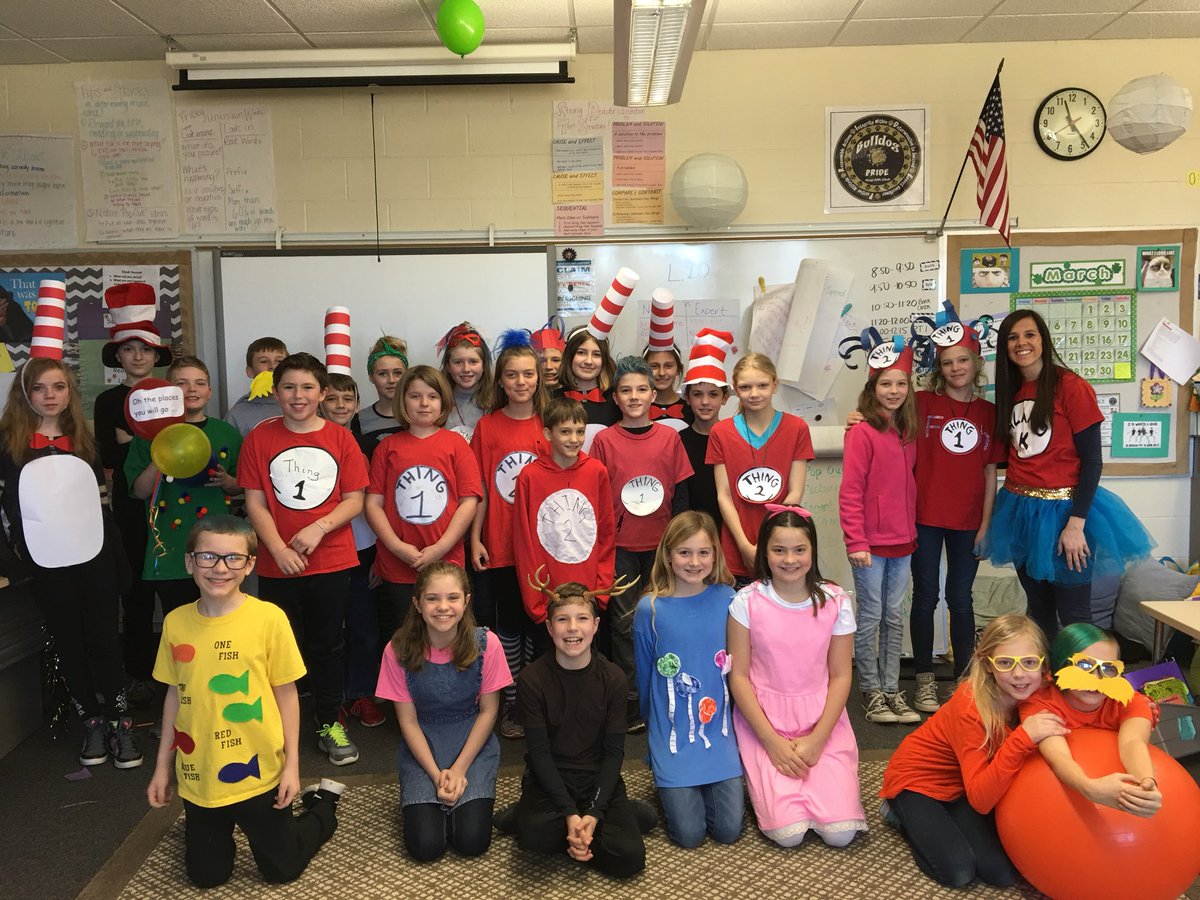 mrsjewett's tweet photo. Kicking off reading month! No kid went without a costume.  😂 #diy #dollarstorefinds #marchisreadingmonth https://t.co/n2FSx2f8jS
