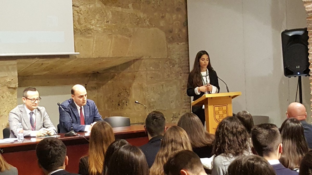GrupoSorollaEdu's tweet photo. La alumna delegada de Julio Verne School en la Asamblea inaugural de la XVIII Sesión Nacional del Modelo de Parlamento Europeo #MEP18 #PreparadosParaVolar #Resultados #ReadyToFly https://t.co/00WJThKP64