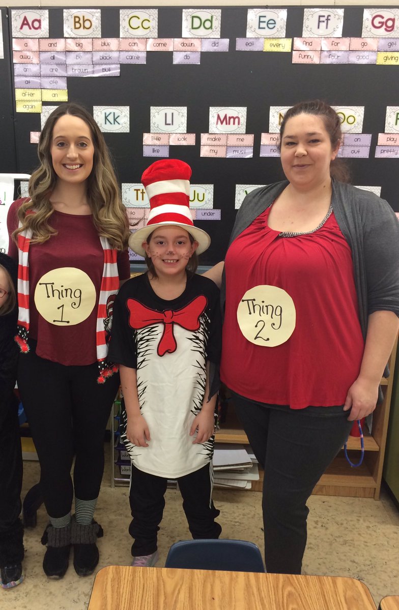 McDermid306's tweet photo. Celebrating Dr Seuss &I love of literacy in K 1 @RegPublicSchool @UnitedWayRegina @juanitaredekopp #DrSeussWeek #readearly #readalways https://t.co/7NNcsAKzpj