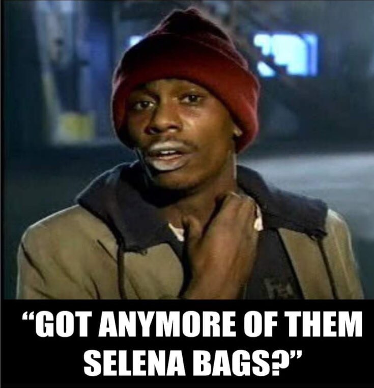 joreal16's tweet photo. #Selenabag https://t.co/MXGWPrCVbX