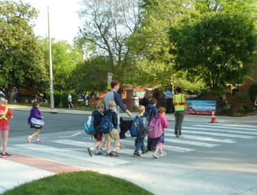 pedbikeinfo's tweet photo. Lessons from #VZCon18: Communities can build political will and public support for #VisionZero by starting in places where children walk and bike. w/ National Center for Safe Routes to School https://t.co/OhRRa6Wbpn