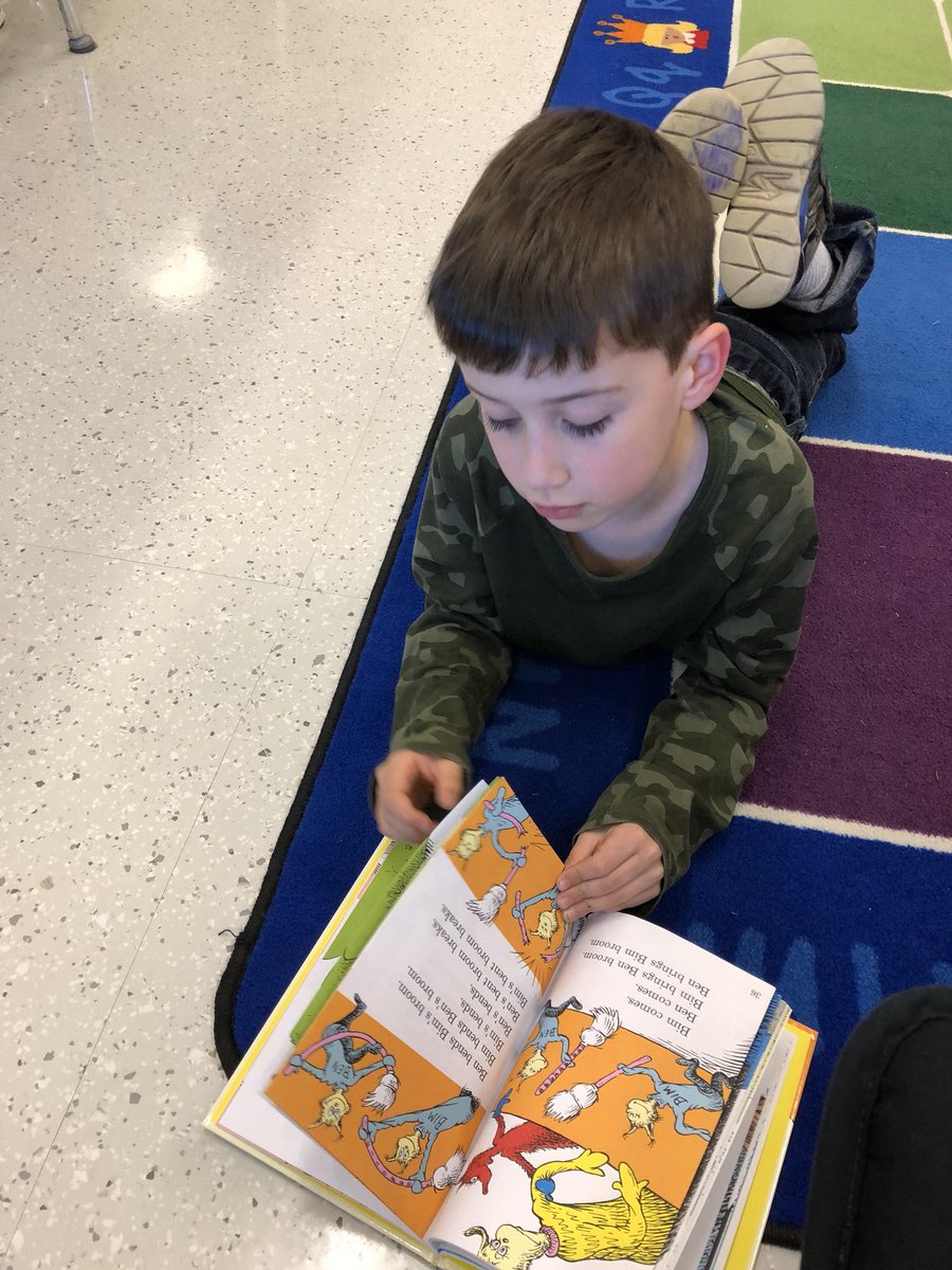 msgaruccio's tweet photo. Happy Read Across America Day and Dr. Seuss’ birthday! #hatday #ReadAcrossAmerica #bowman #kdg https://t.co/m8k3j0GRcg