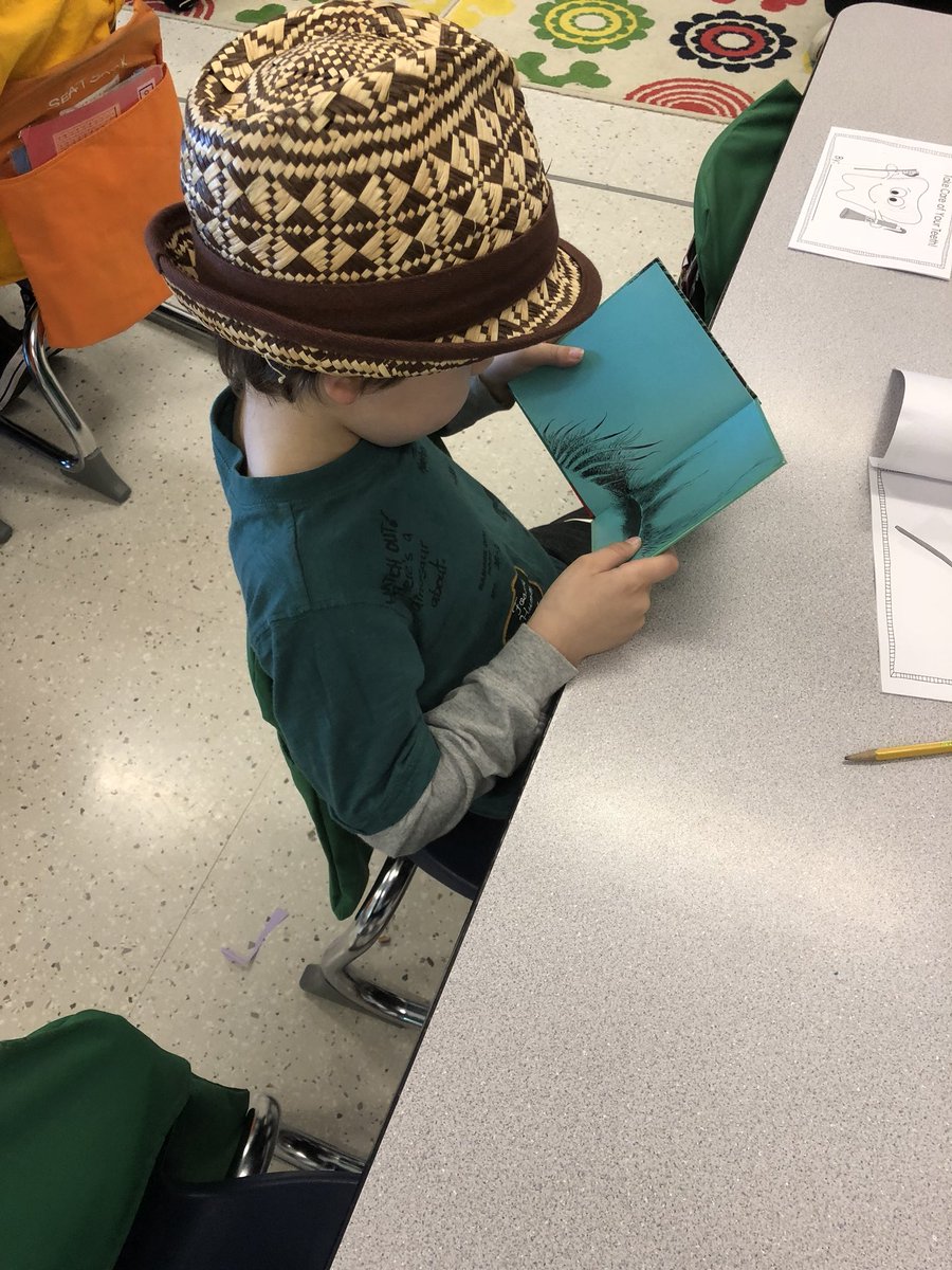 msgaruccio's tweet photo. Happy Read Across America Day and Dr. Seuss’ birthday! #hatday #ReadAcrossAmerica #bowman #kdg https://t.co/m8k3j0GRcg