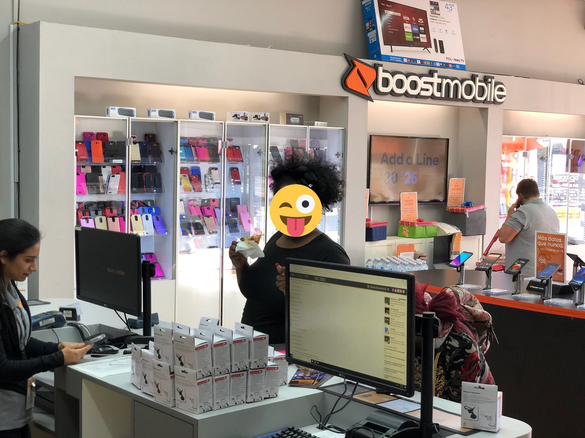 CellularXperts_'s tweet photo. West Blue Ridge Dr Friday Party!!! @shawnatspg @Ashley_spg @ThomasSPG @Allison_AWi @Jmescellularxp1 https://t.co/KSjRvoCRJ4