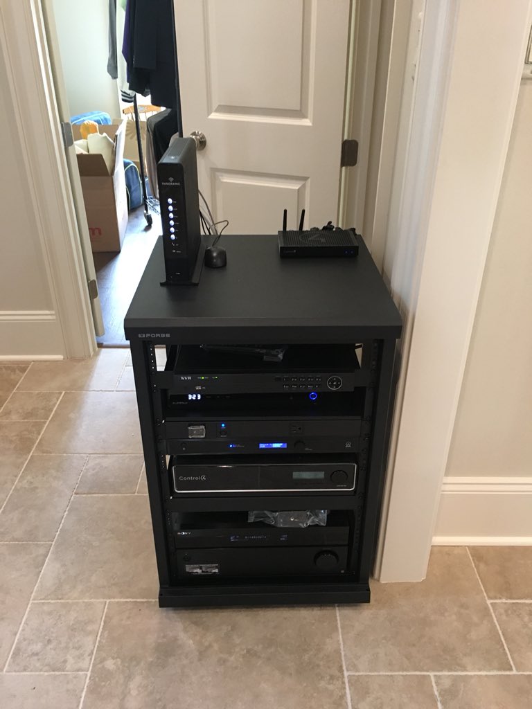 NOAVPro's tweet image. My Lakeview customers are finally in their beautiful new home in Lake Vista! Always a pleasure when you get to work for wonderful people! 🏠📺🎶🙌🙌😎🍷👍@sony @definitivetech @klipschaudio @originacoustics @control4_smart_home #noav #neworleans #audio #video #lakeview #lakevista