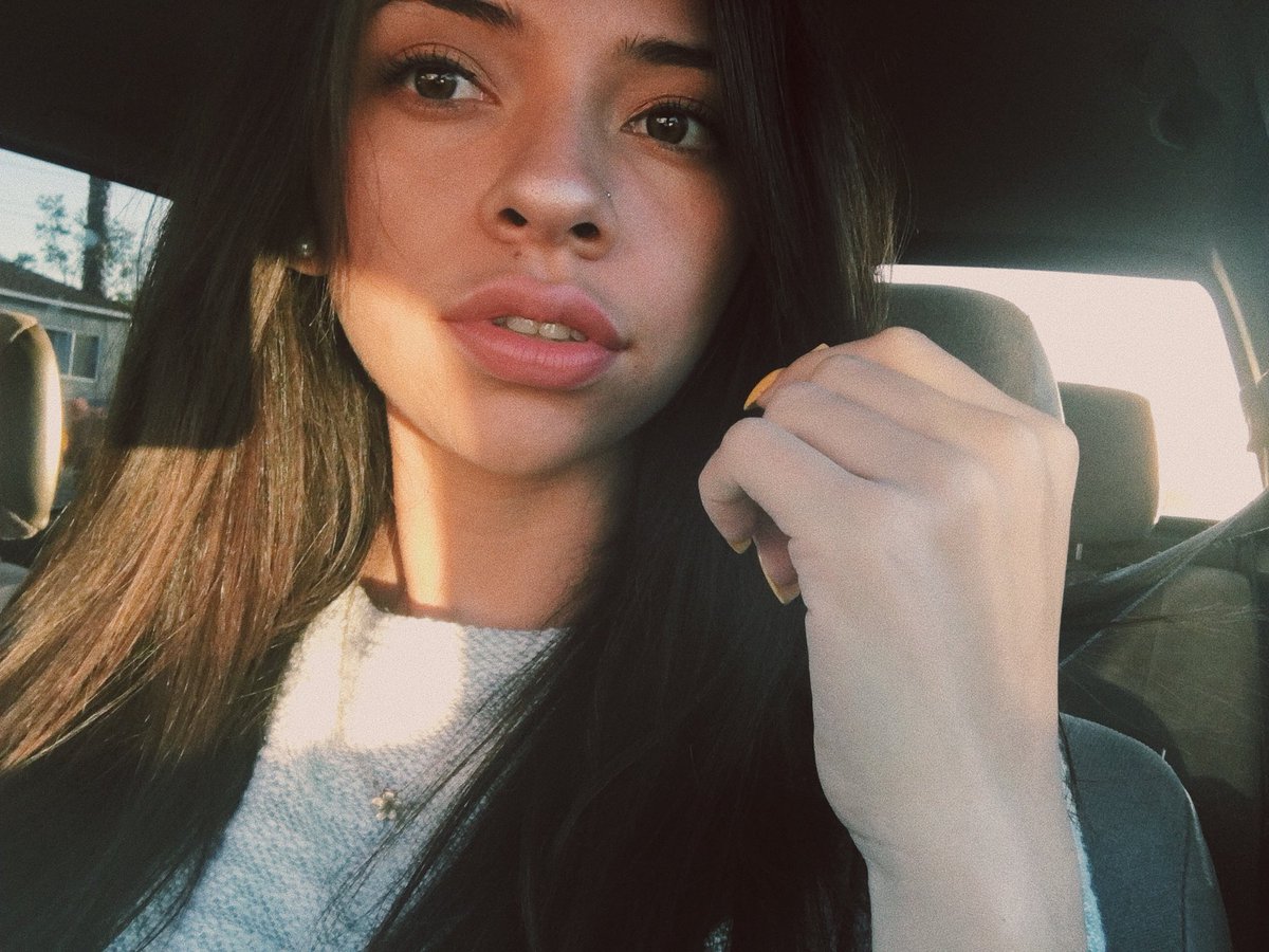 imyeka_'s tweet photo. Yellow world💛
•
•
•
•
•
#post #friday #postcrossing #tgif #postcard #friyay #mail #letter #fridaynight #penpals #swap #textpost #text #incoming #bbw #tumblrposts #stamps #postcards #posts #swappostcard #doubletap #instalikes #sfs #kik #followback #viernes #happyfriday #💛 https://t.co/NwK4kaNjgK