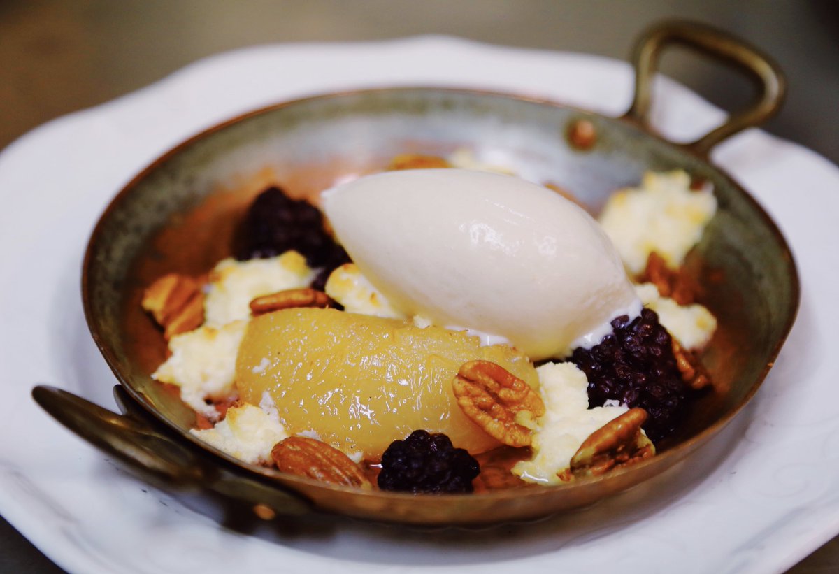 Warm peaches and blackberries with ricotta, pecans, and @catoctincreek Peach Brandy ice cream. Have a sweet weekend! <a href="/ZagatDC/">Zagat DC</a>