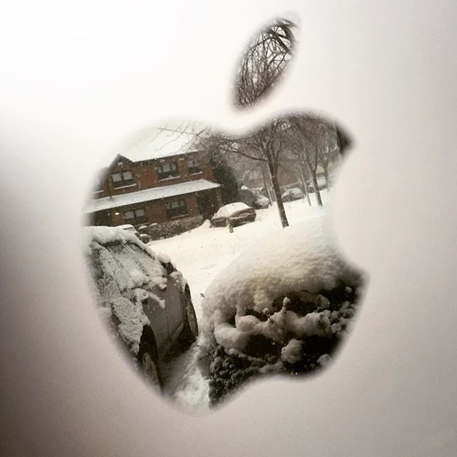 johnniebongos's tweet photo. MacFlurry
#snow #ireland #dublin #workywork #stormemma #snowday https://t.co/4cv6Mdybks https://t.co/Lvei47hjDe