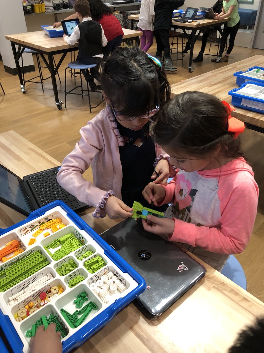 UBE_Kids_Create's tweet photo. They’ve been waiting allysr! Finally! Practicing team work and following directions. 2nd grade @UBEHawks https://t.co/bS6F2U0LYu