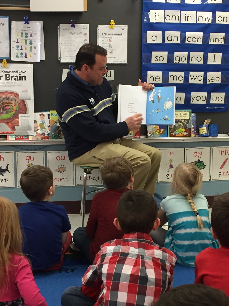 rita_devery's tweet photo. The Knapp Kindergarteners want to say thank you to school board members Jim Swanson and John Sobota for being guest readers in our classroom this week! #SDMA https://t.co/ZJ6jxMzlHE