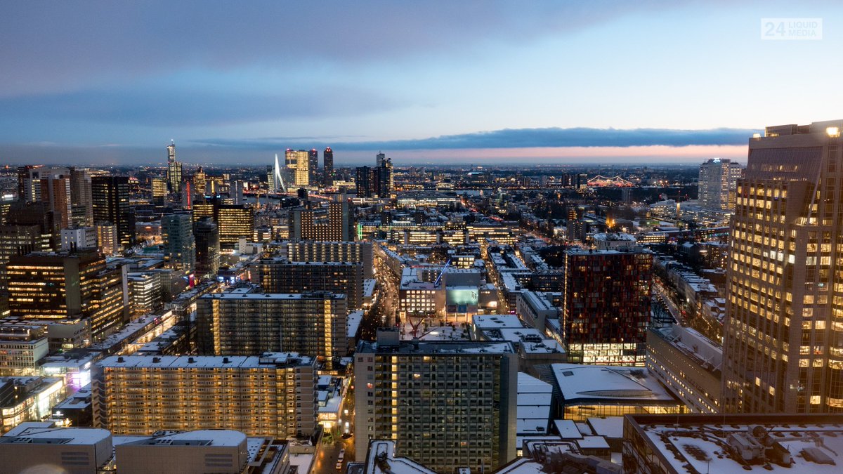 Winter Skyline Rotterdam #snow #clouds #photo #photography #architecture  #architecturephotography #Rotterdam #skylinerotterdam #sneeuw