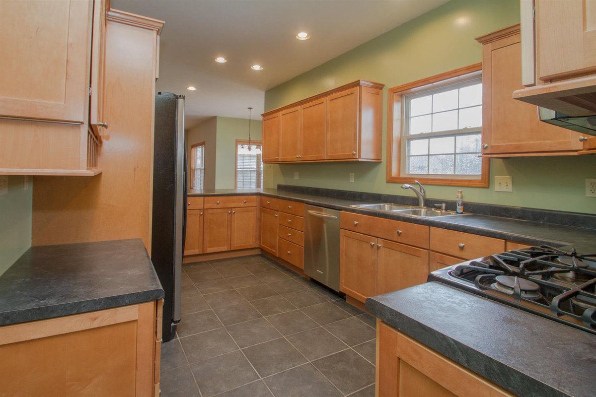 Check out our newest NW Indiana listing, located in Valpo! Tons of space! caldwellrealty.net/listings