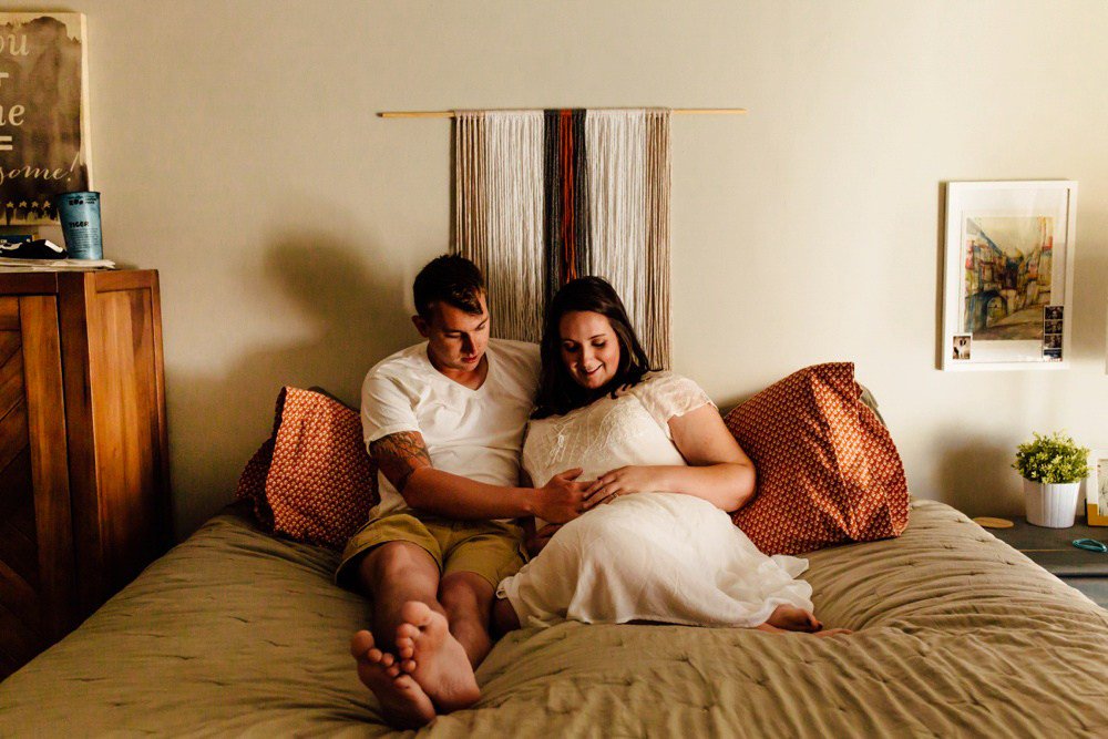TMinspired's tweet image. Amanda &amp;amp; Chase | In-Home Maternity Session tminspired.com/amanda-chase-i…