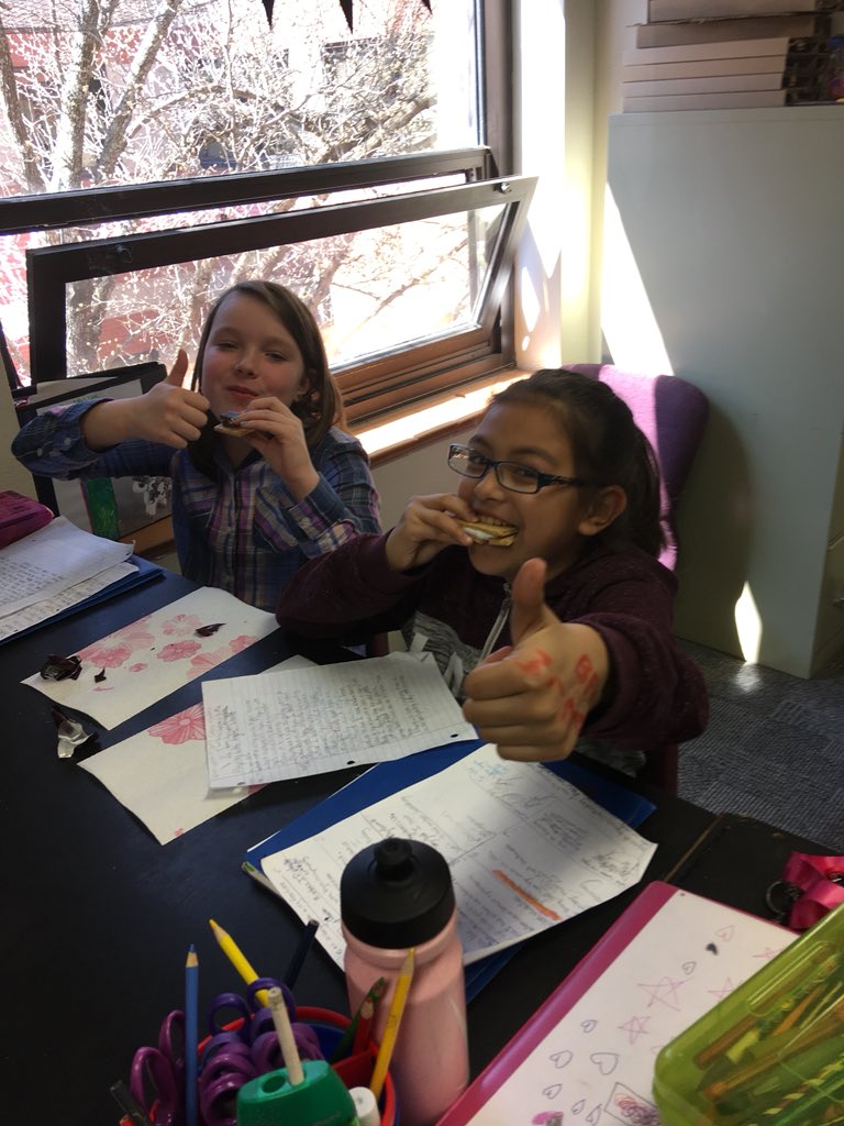 hshaw2011's tweet photo. Celebrating our writing. #CurtisES #Whywisd https://t.co/taHep4oW9X
