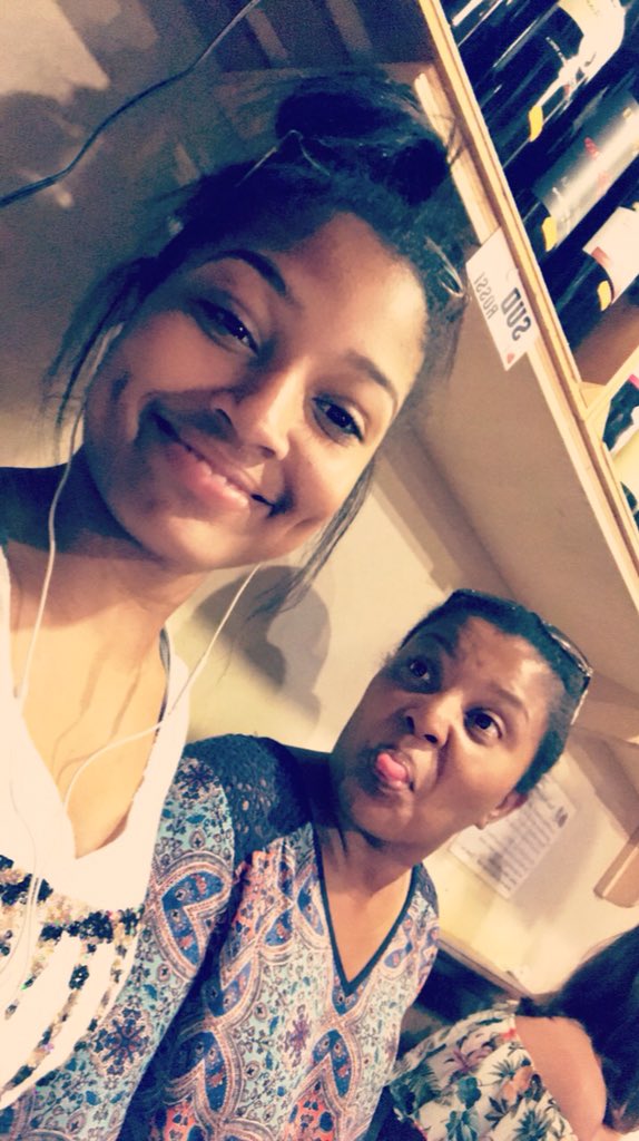 L E X 🌹 tweet media