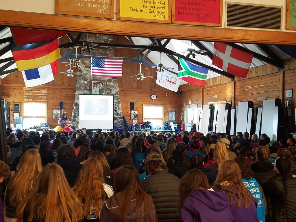 jschwarzeteach's tweet photo. Thanks @winterSB2018 for an amazing day. It was just what I needed.  #wearedgn @mostteensatdgs @mostteensatdgn https://t.co/jAaQbqf5Ma
