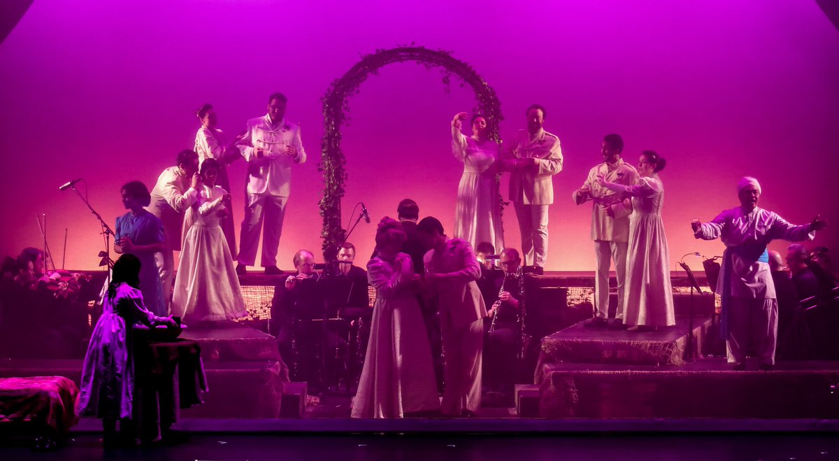 TheBarnStageCo's tweet photo. 'The Secret Garden in Concert' at The Barn Stage Company. March 2018. The Company of The Secret Garden in Concert.

(Photo Credit Shawna Sarnowski) 

#thesecretgarden #openingnight #inconcert #thebarnstagecompany #temeculavalleysymphony #broadwayintemecula https://t.co/mnKtsHTIFE