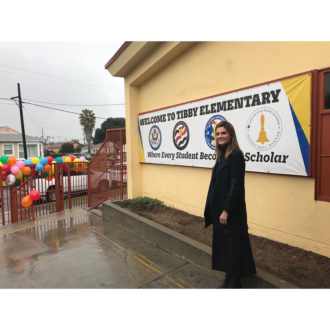 intokaticx_'s tweet image. If my teacher looked like this I would never miss a day