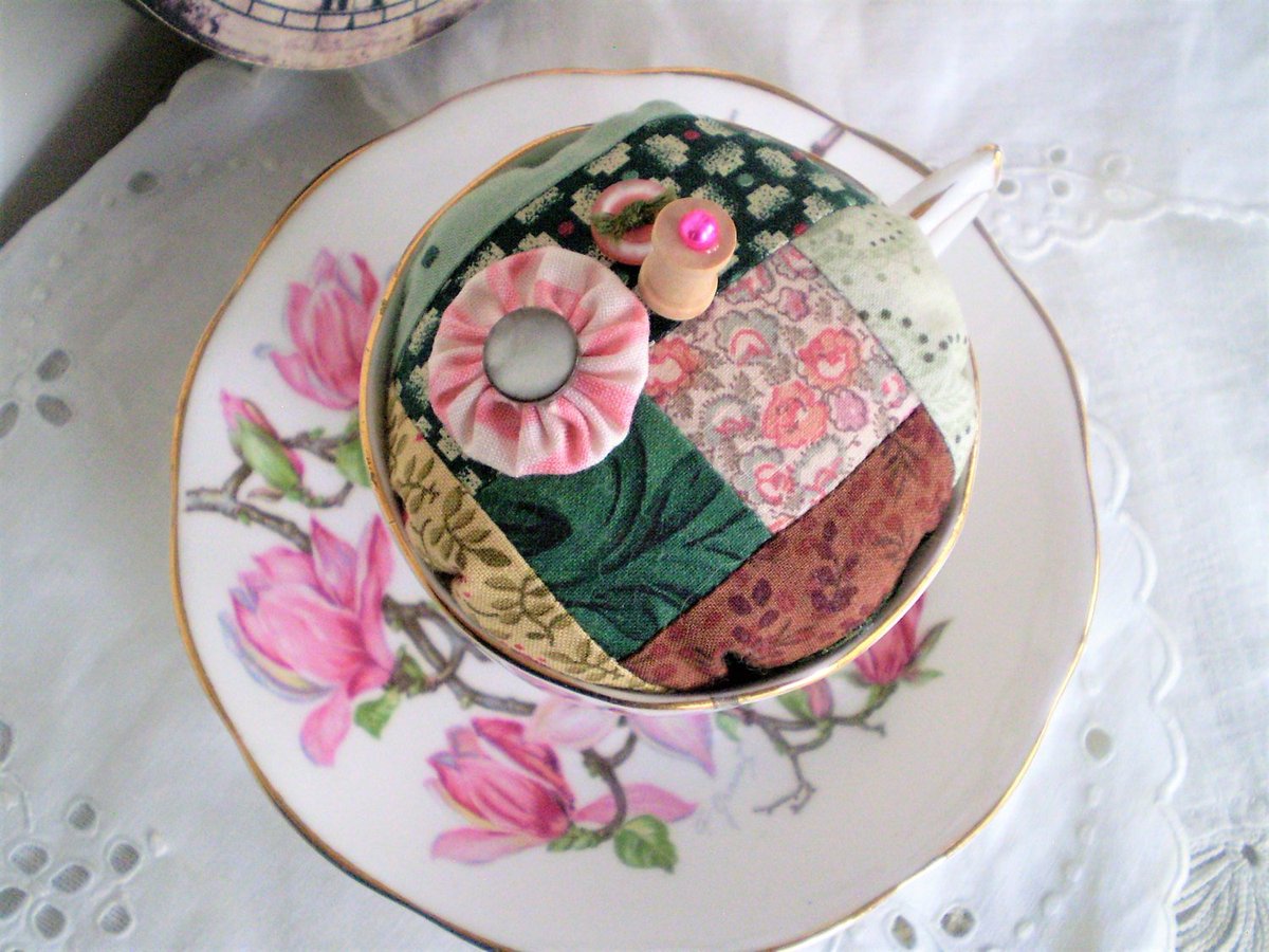 Joannetcetera's tweet photo. Excited to share a favourite in my shop and now on sale: Roslyn Magnolia China Tea Cup Pincushion - #upcycled #chinacollector #giftforsewer #MothersDay gift, keepsake, decorated, quilt block #teacuppincushion #etsy #onsale https://t.co/2P7IICFyYF https://t.co/28JljOcTN7
