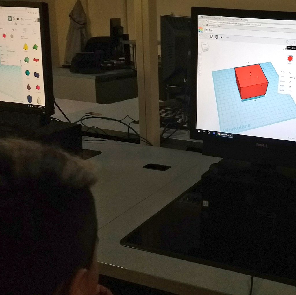 TMES_STEAM's tweet photo. It's exciting to watch students share what they have learned in @tinkercad with each other! The students have become teachers.  @Asbury_ParkSD @TheaJackson8 https://t.co/KH8tbimJfN