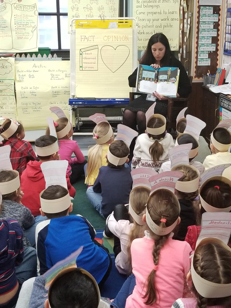Tatum822's tweet photo. #ps100pride #DrSeussbirthday @D21_Community @UFT @UFTMS_Division @UFT_BKOffice @JojoB321 @UFTBulla @ArtsEd_SI_BKS https://t.co/RMwQrIviMH