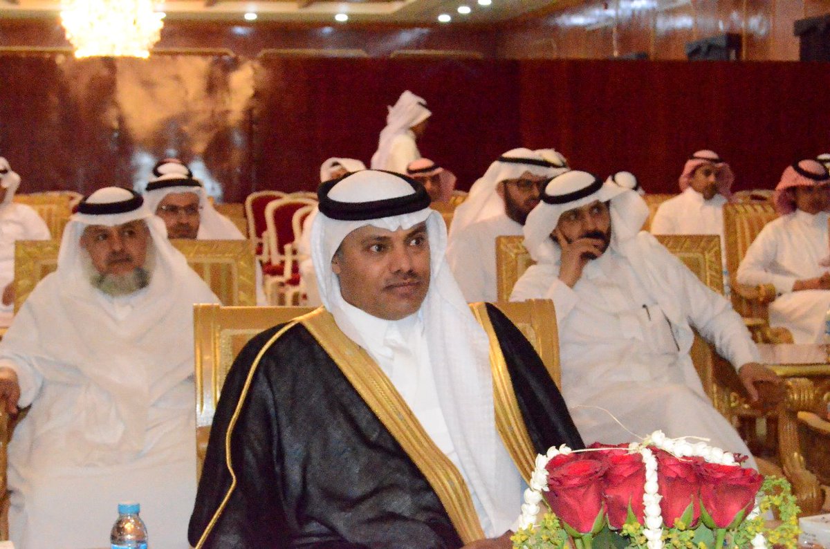 #حدث_هذا_المساء
احتضن فندق الحياه بجازان الإحتفال الكبير الذي أقامه منسوبي التوجيه والإرشاد بمكتب #تعليم_فيفاء تكريماً للأستاذ/ يحيى عبده حسين الفيفي لحصوله على المركز الأول على مستوى المملكة في #جائزة_التعليم_للتميز8 فئة ”المرشد الطلابي“