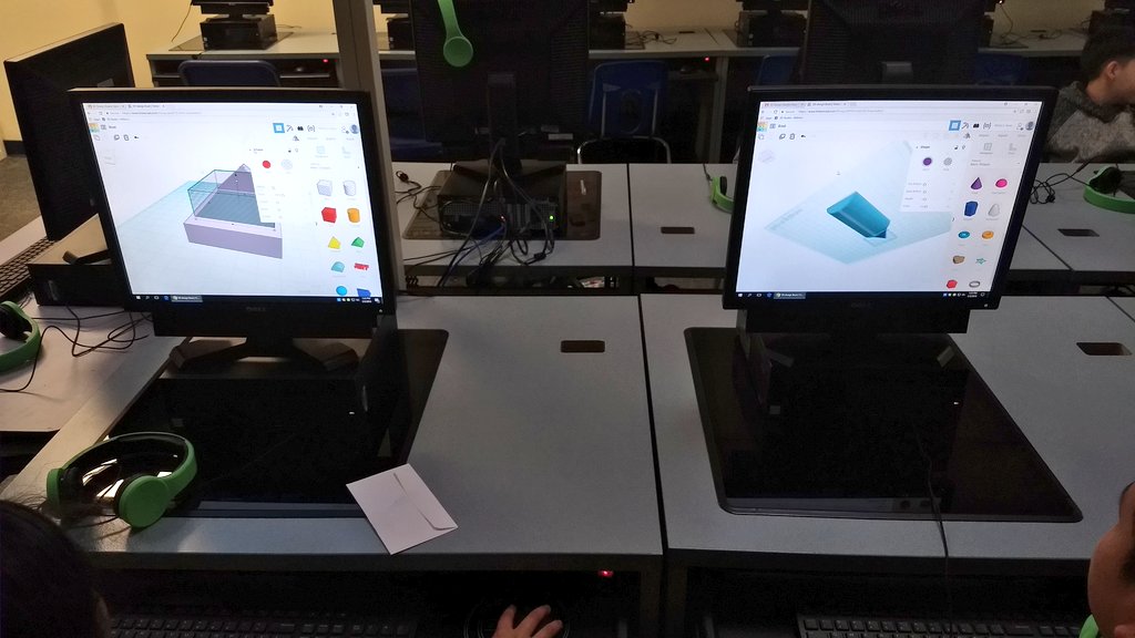 Students are using what they previously learned creating aluminum foil boats to design boats that will be 3D printed. The true test will be if they float and how many pennies the boats hold. #HarderThanItLooks #STEM <a href="/Asbury_ParkSD/">Asbury Park Schools</a> <a href="/TheaJackson8/">Thea M Jackson-Byers</a>