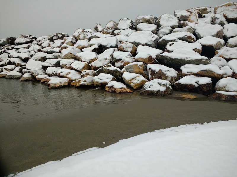 FaiAmmodino's tweet photo. I pisani, quando nevica...
https://t.co/Z0MXfp0yZi
#Pisa #Neve #neveapisa #nevealmare #MarinadiPisa #neveMarinadiPisa https://t.co/joRORTgAO2