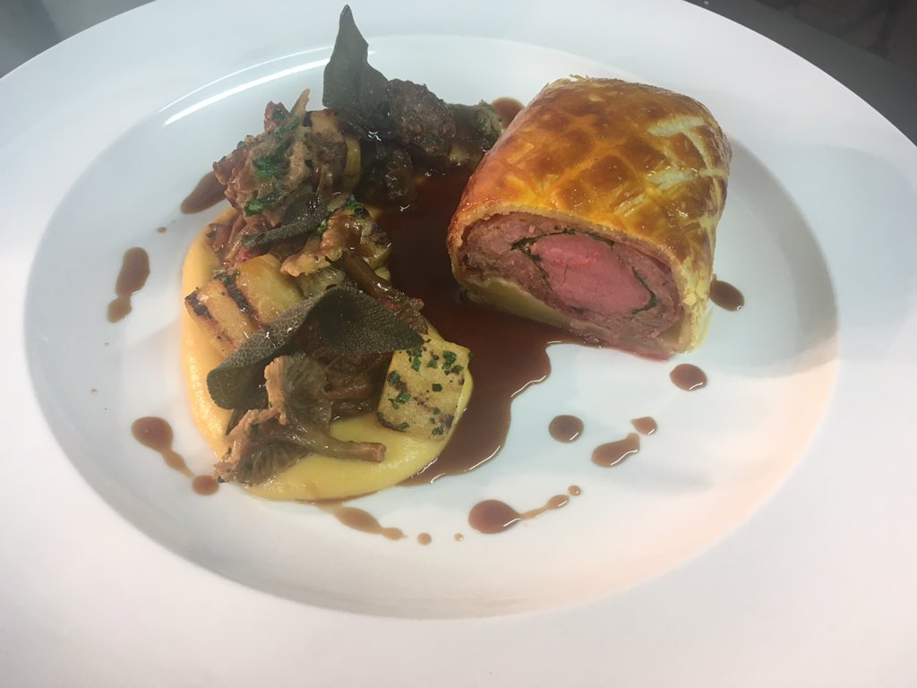 Snow day special. Wild boar Wellington, haunch ragout, charred swede, chanterelle mushrooms, sherry jus. Available tomorrow night also at the westbury park. <a href="/chefcharlieh/">charlie hurrell</a> <a href="/westburyparkpub/">westburyparkpub</a> <a href="/KayaBrisGirl/">Kaya Payne</a> <a href="/FrenchGardenBr/">FrenchGardenBristol</a> @rosatapas <a href="/MarkTaylorFood/">Mark Taylor</a> <a href="/theknowlepub/">The Knowle Pub</a> @ <a href="/ZazusKitchen225/">Zazu's Kitchen</a>