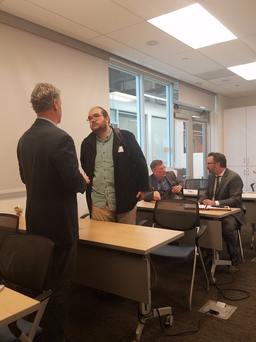 KristinaVenezia's tweet image. #Flashback to this week's @path2positive #P2PLA convening to discuss @ecoAmerica's recent findings on #climate attitudes amongst Angelenos. 

Reps from @SheilaKuehl @BobBlumenfield @CleanairCA &amp;amp; others joined us for a deep dive on connecting w/ community where they're at!