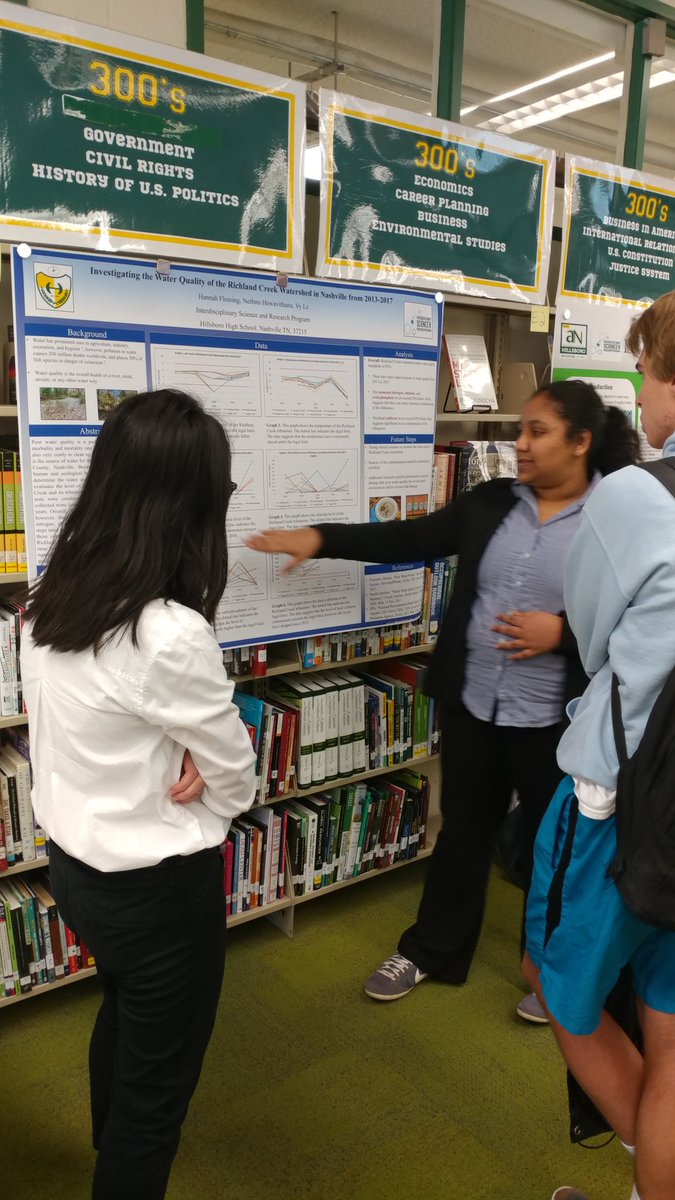sfwilkinson1's tweet image. @HillsboroIBDP and @drswartzisr  students presenting on research at the Hillsboro Project Expo. Great experience preparing students for postsecondary success!