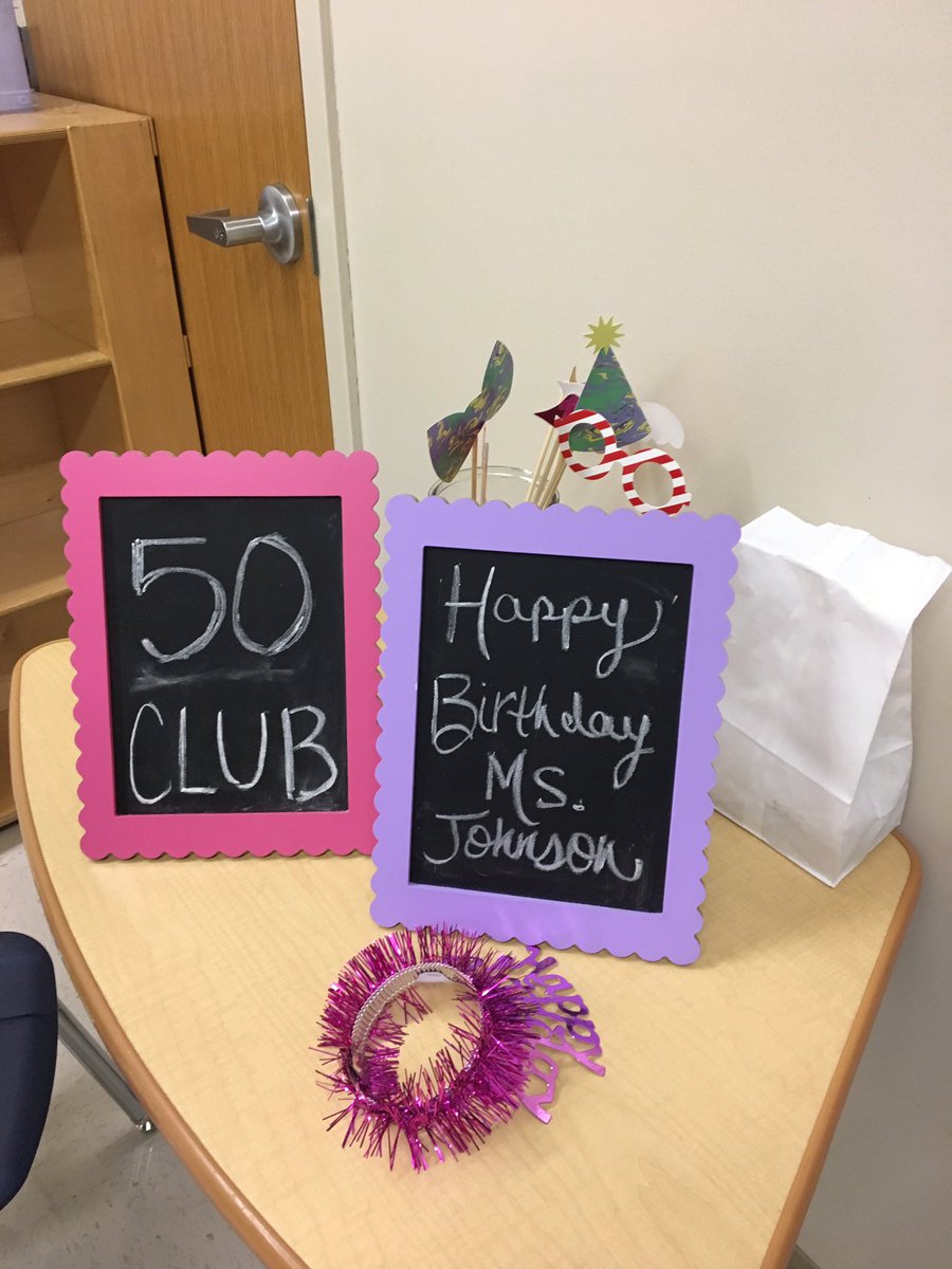 Tabathaajohnson's tweet photo. I wanted to give a HUGE shoutout to my Franklin Fam for all the presents, decorations, and love on my birthday!! Thank you so much!!!❤️❤️#thefranklindifference https://t.co/5glIYWvYJG