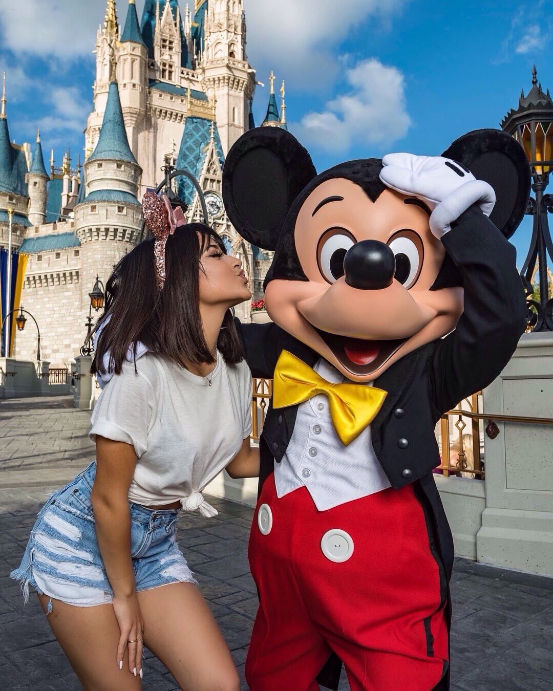 Happy 21th birthday Becky G!!   