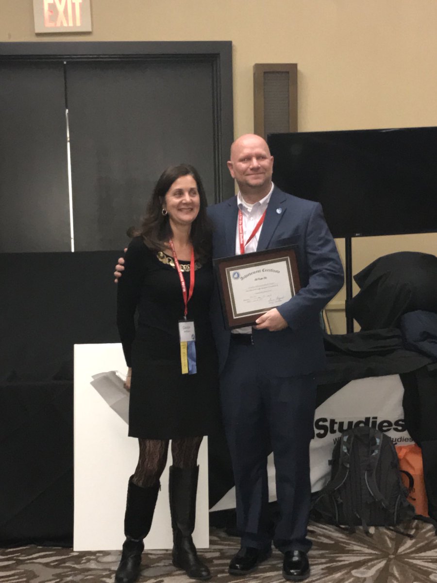kbarnelloPA's tweet photo. @UDelaware #SocialStudies education program is awarded the SS Program of Excellence at #mcss18 Scott Bacon from CEEE accepts on the behalf of all #BlueHens ! https://t.co/rVQa79lSkI