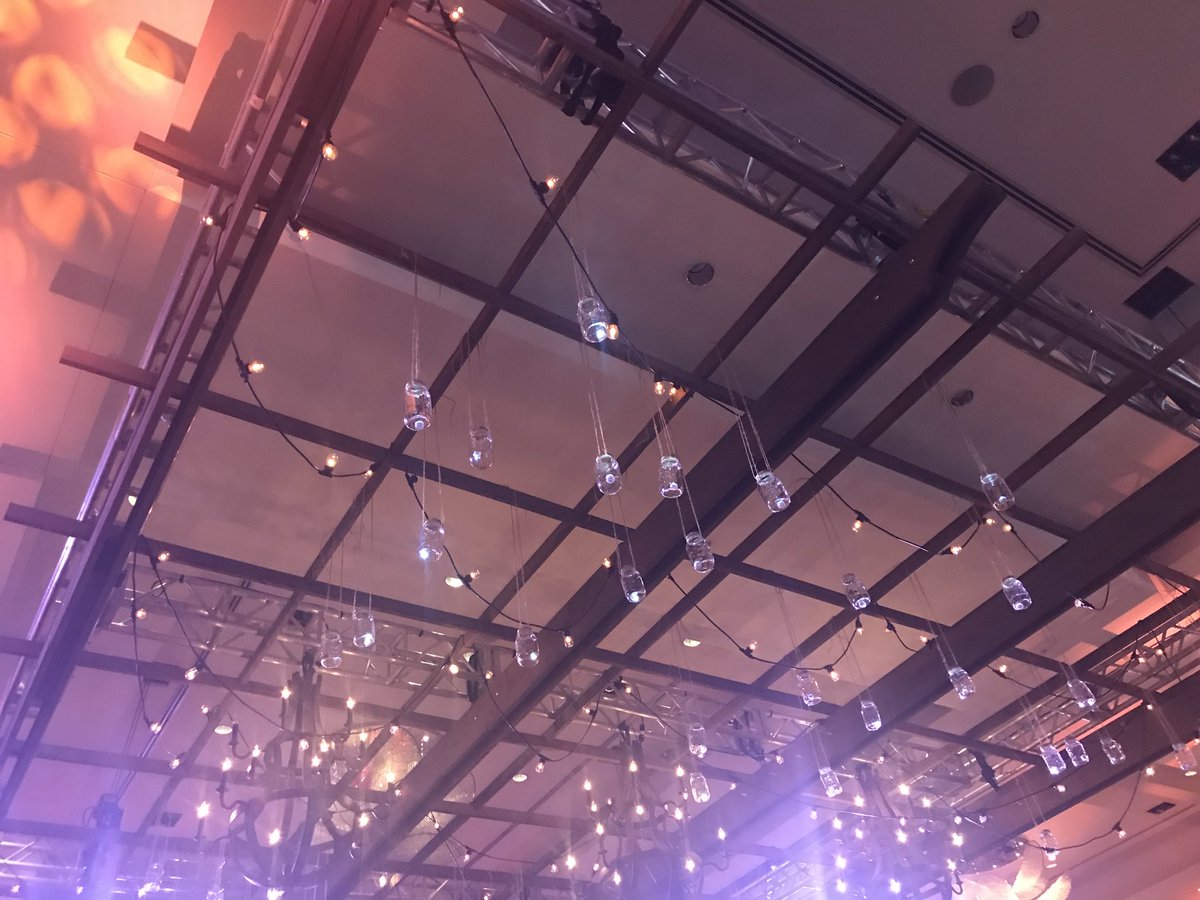 HalaEvents's tweet photo. Take in this gorgeous ceiling treatment of hanging mason jars for @THCF1974 Boots'n Ball Gown! 
.
.
#thcfgala #rusticelegance #halaeventsteam #eventprofs https://t.co/RzFgZPjXyq