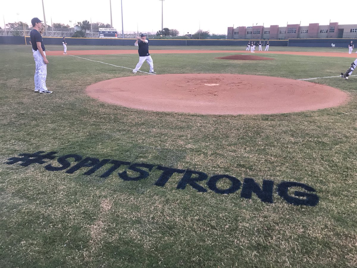 BMC_Baseball's tweet photo. Thank you Lake Howell High School and your baseball community. Class Act! #SpitStrong #HornetNation #HornetAlum https://t.co/yEDqzkDbre