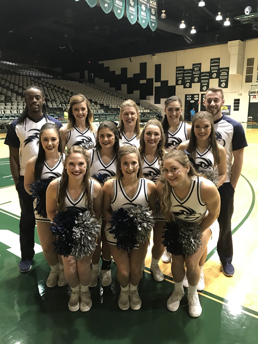 Ready to cheer on <a href="/OspreyWBB/">UNF Women's Basketball</a> in Deland!!